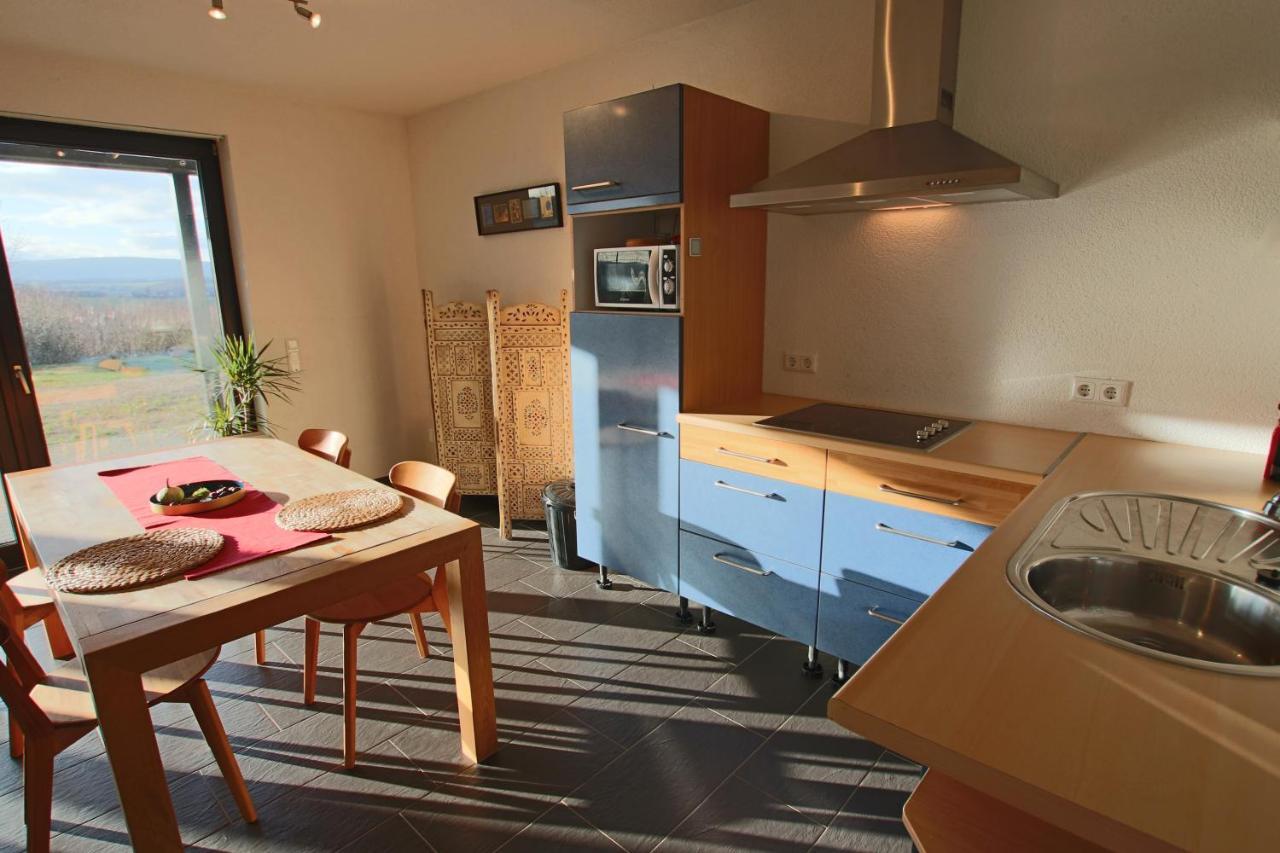 Hunsrueck Valley View Apartment With Cedar Sauna Bruschied Eksteriør bilde
