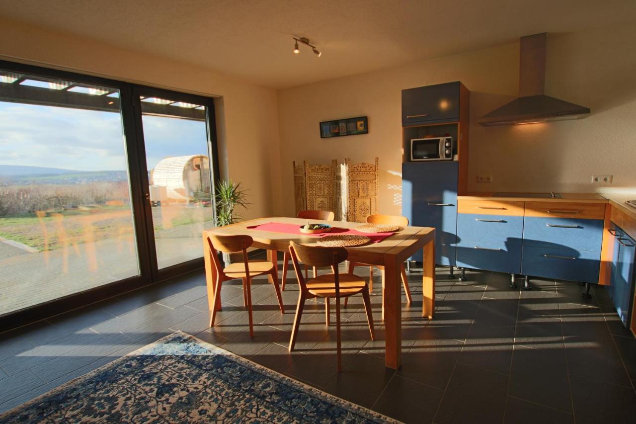 Hunsrueck Valley View Apartment With Cedar Sauna Bruschied Eksteriør bilde