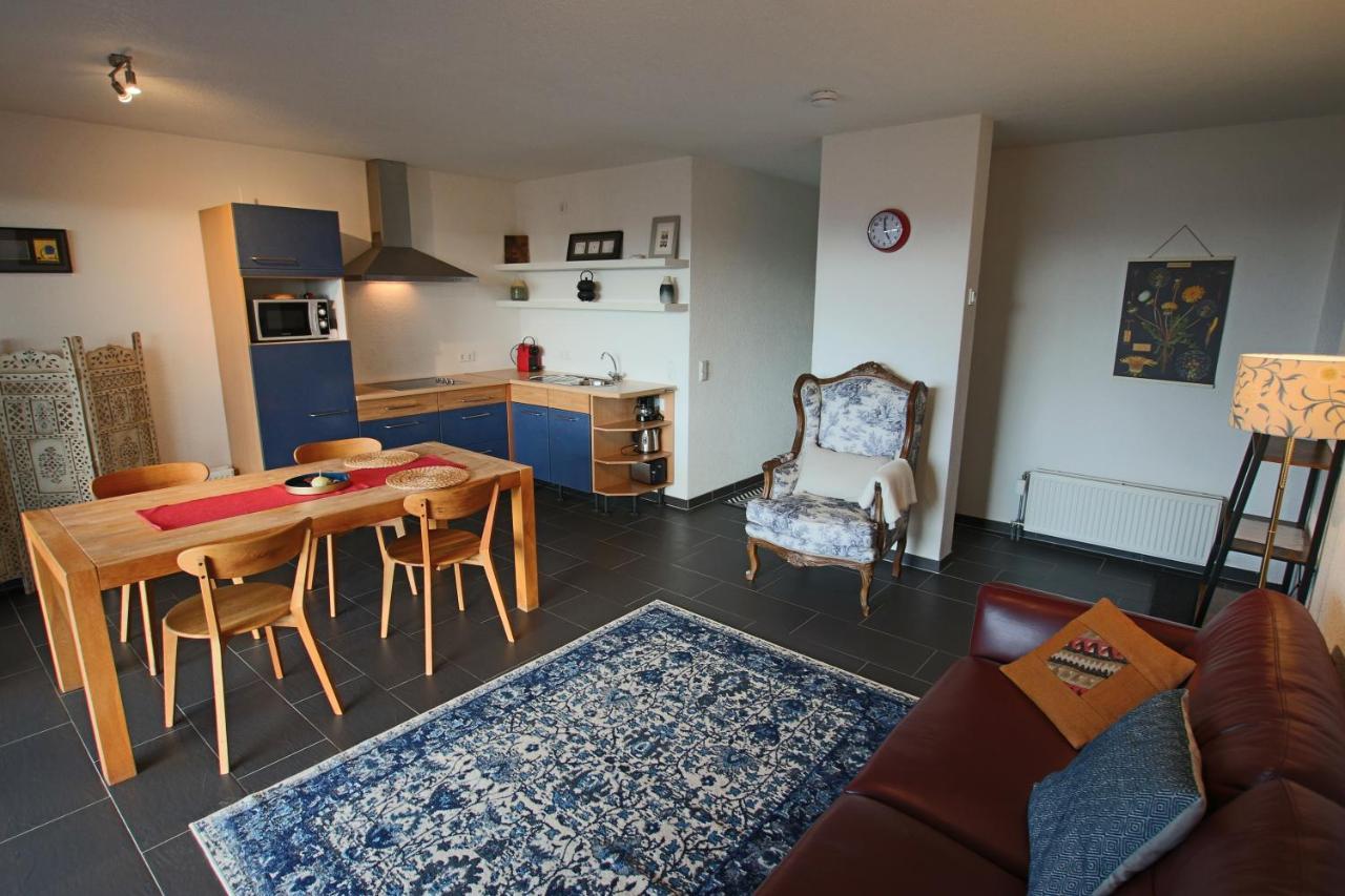 Hunsrueck Valley View Apartment With Cedar Sauna Bruschied Eksteriør bilde