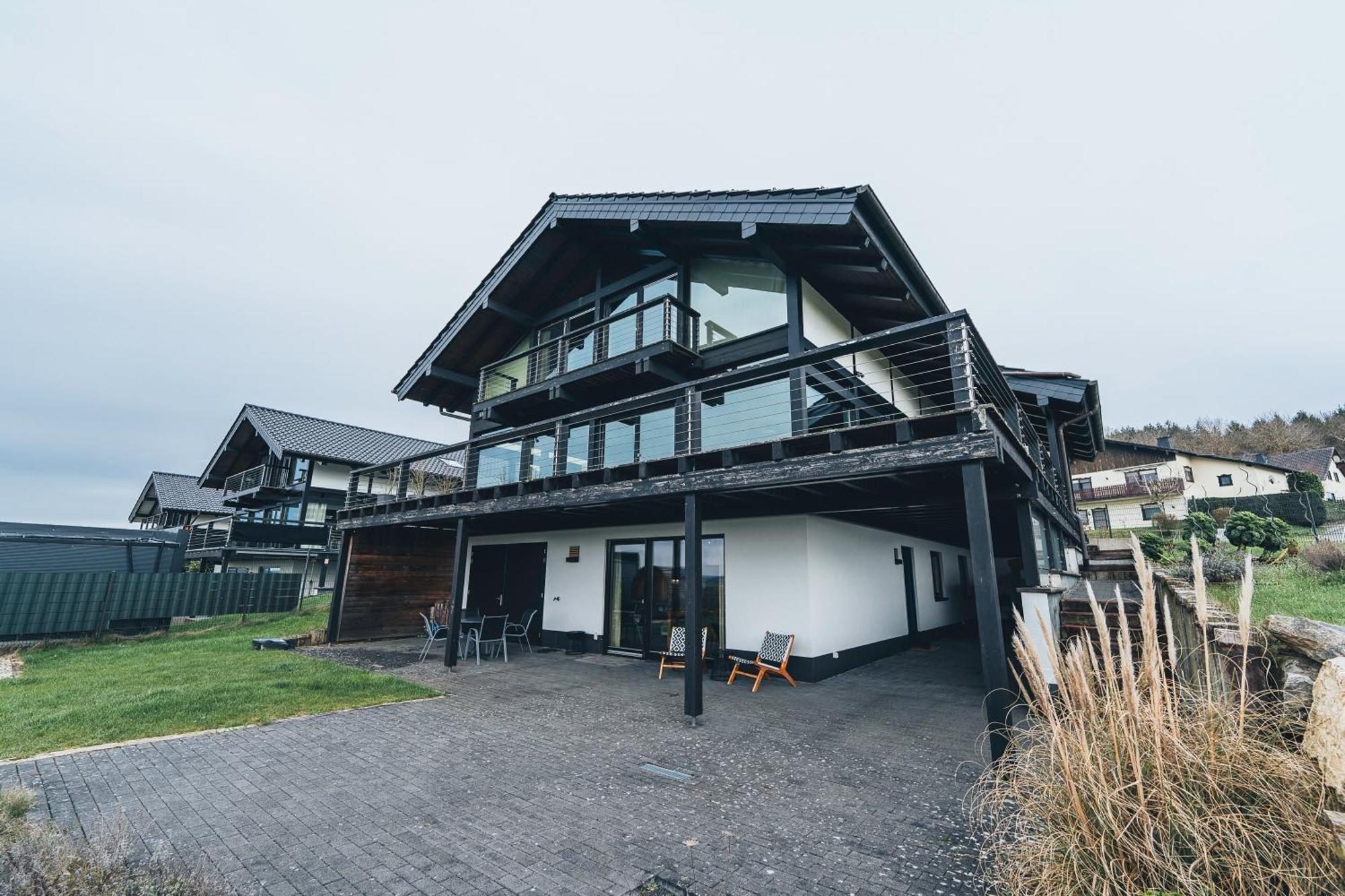 Hunsrueck Valley View Apartment With Cedar Sauna Bruschied Eksteriør bilde